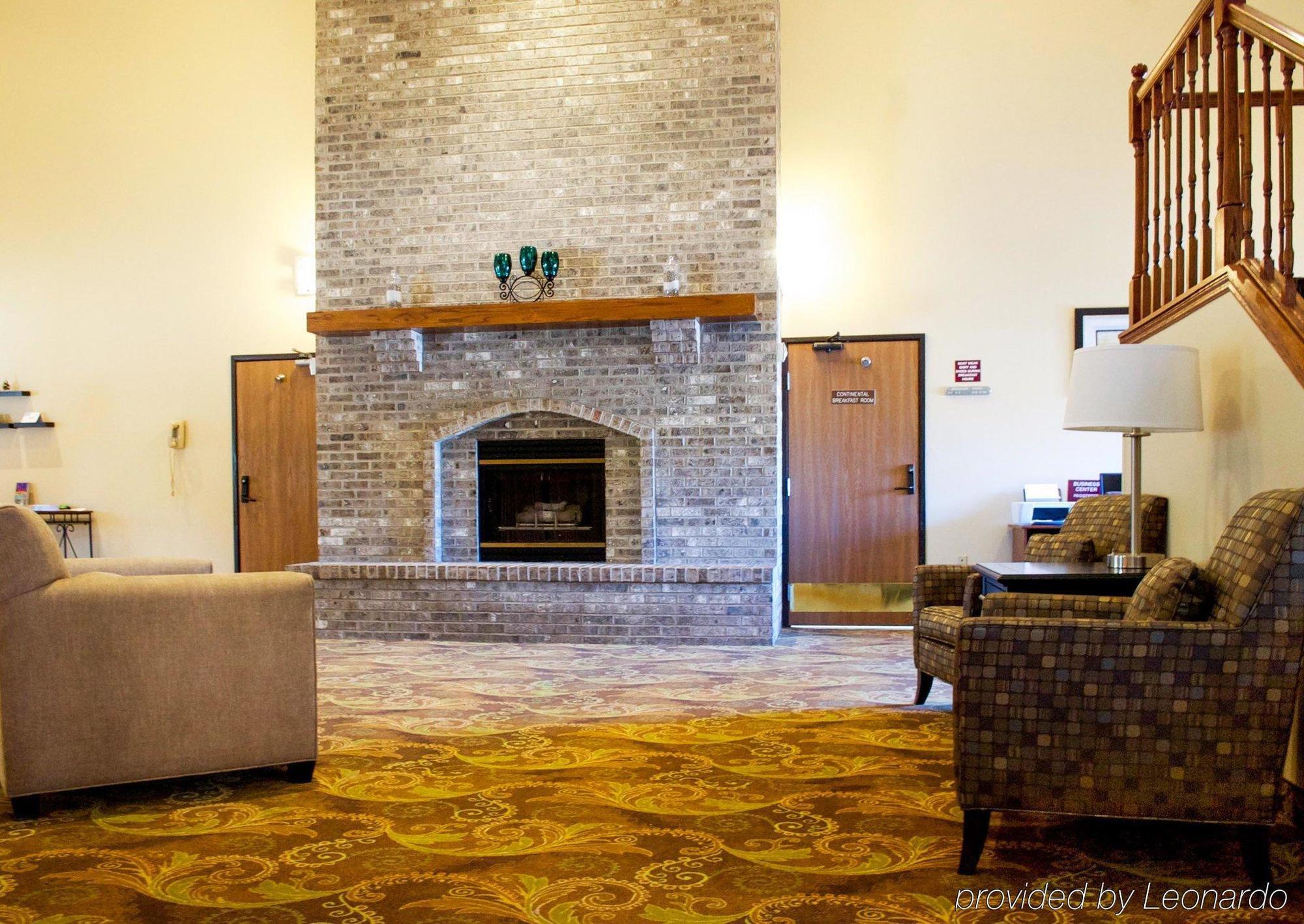 Comfort Suites Fargo Medical Center Exterior foto